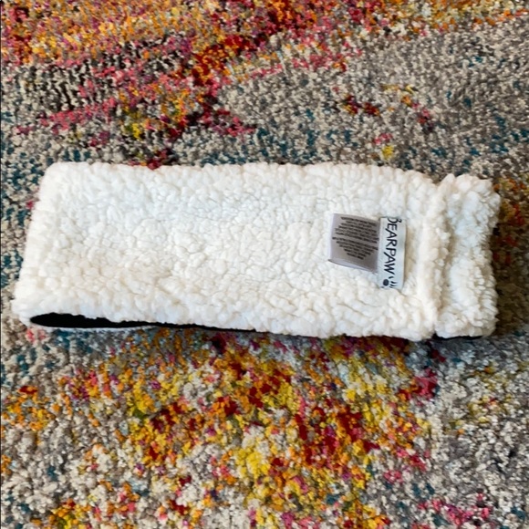 Ear Warmer - Picture 2 of 2